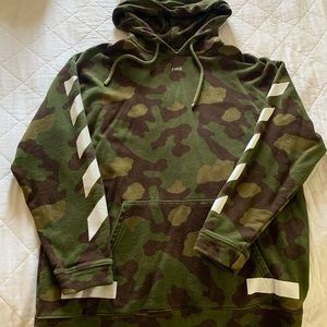 OFF WHITE CAMO HOODIE SIZE S